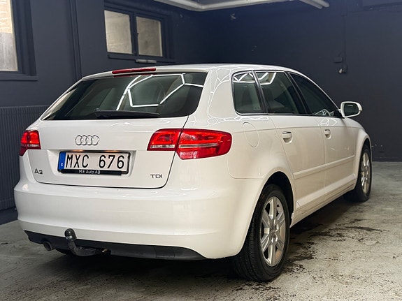 Audi A3 4 of 5