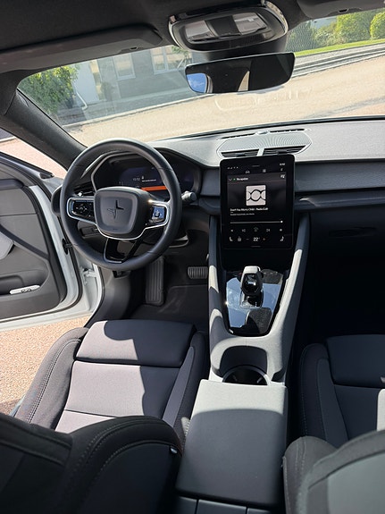 Polestar 2 5 of 9