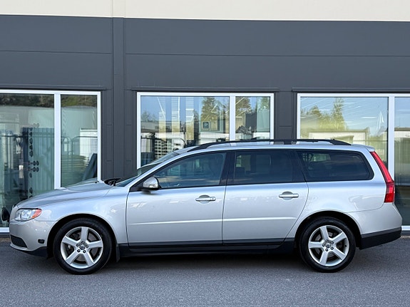 Volvo V70 15 of 30