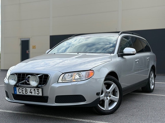 Volvo V70 27 of 30