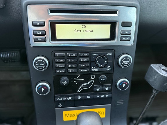 Volvo V70 21 of 30