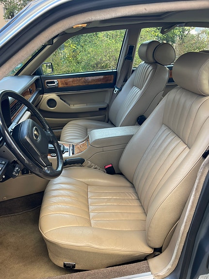 Jaguar XJ 6 of 15