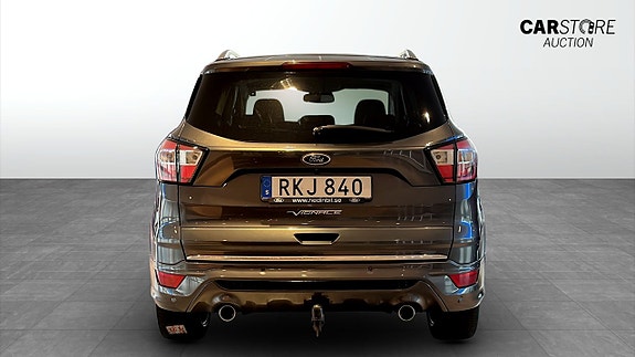 Ford Kuga 7 of 12