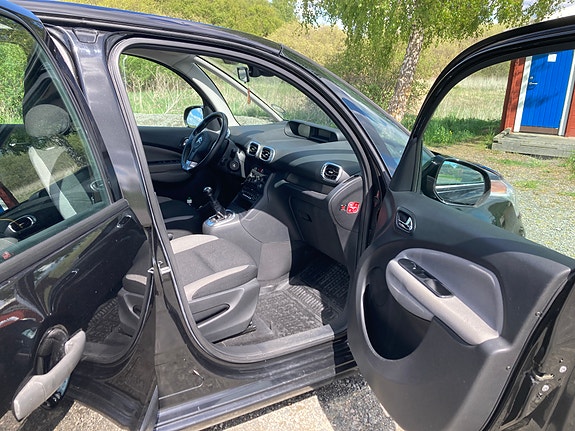 Citroen C3 Picasso 4 of 5