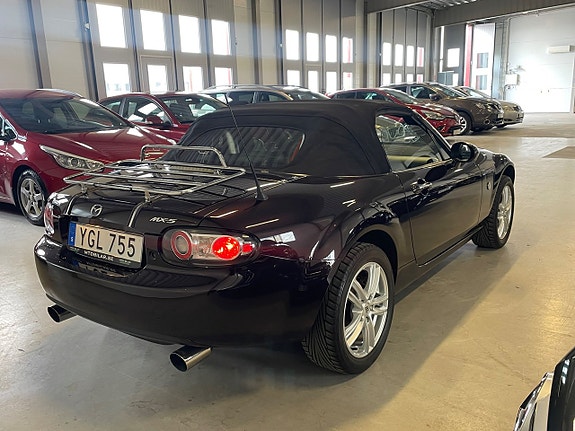 Mazda MX-5 8 of 14