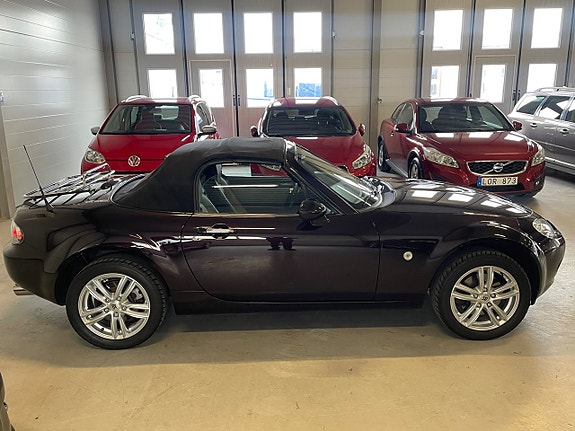 Mazda MX-5 7 of 14