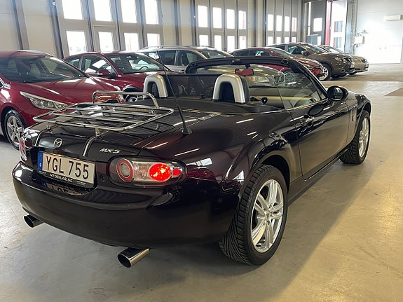 Mazda MX-5 9 of 14