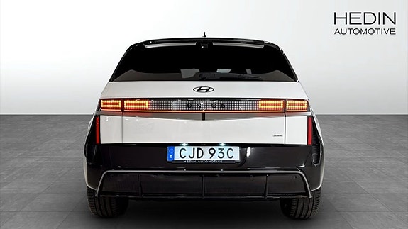 Hyundai Ioniq 5 5 of 11