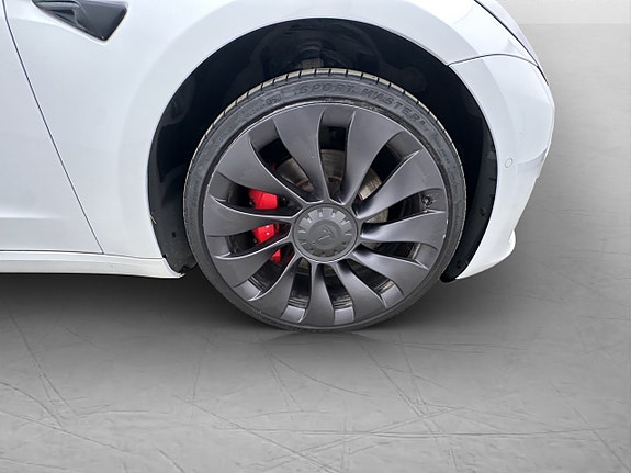 Tesla Model 3 30 of 30