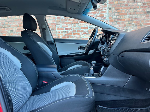 Kia Ceed 10 of 19