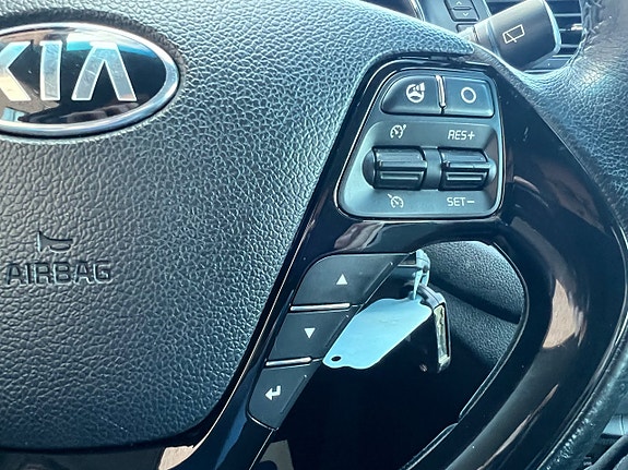 Kia Ceed 16 of 19