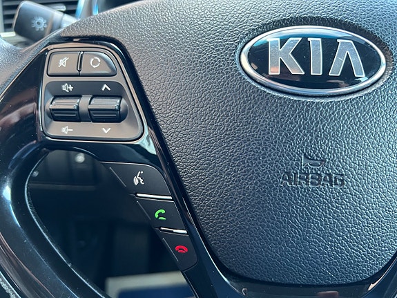 Kia Ceed 15 of 19