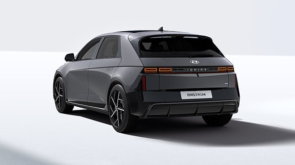 Hyundai Ioniq 5 3 of 11