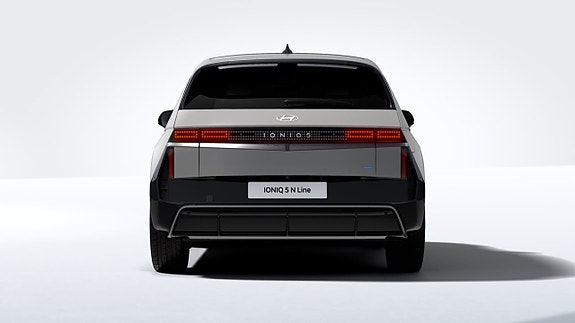 Hyundai Ioniq 5 5 of 10