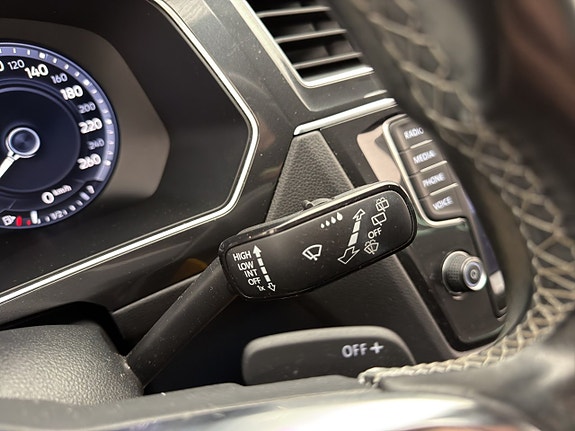 Volkswagen Tiguan 13 of 30
