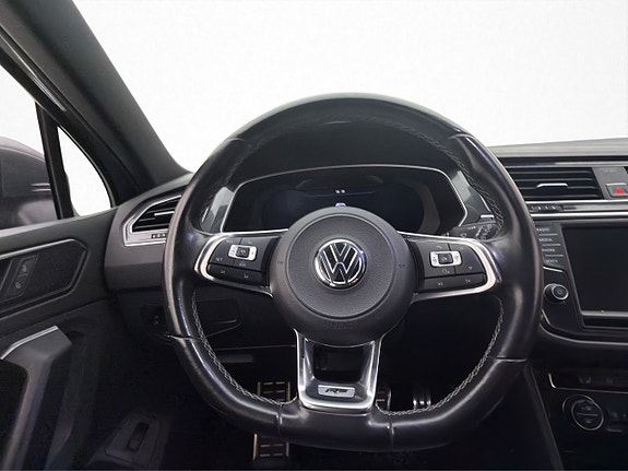 Volkswagen Tiguan 9 of 30