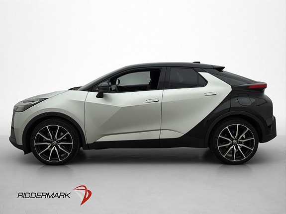 Toyota C-HR 4 of 5