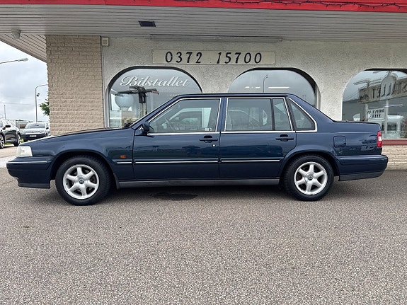 Volvo 960 2 of 5