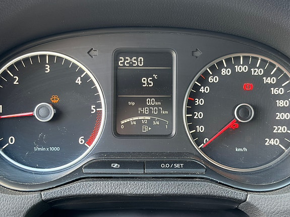 Volkswagen Polo 10 of 12