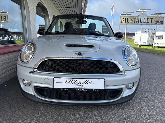 MINI Cooper 10 of 23