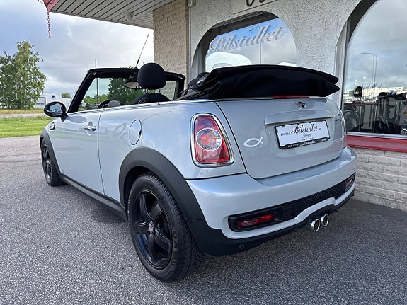 MINI Cooper 3 of 5