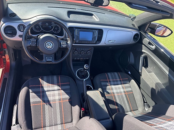 Volkswagen Beetle 6 of 27