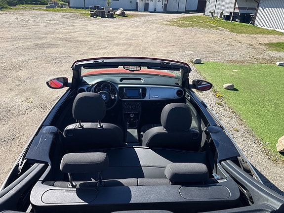 Volkswagen Beetle 22 of 27