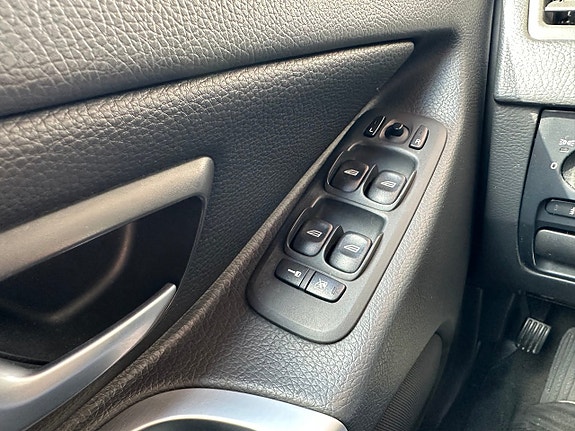 Volvo XC90 19 of 21