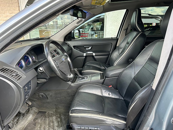 Volvo XC90 21 of 21