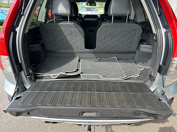 Volvo XC90 18 of 21