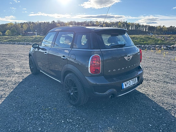 MINI Countryman Cooper S 3 of 5