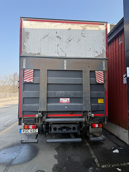 Mercedes-Benz Atego 3 of 5