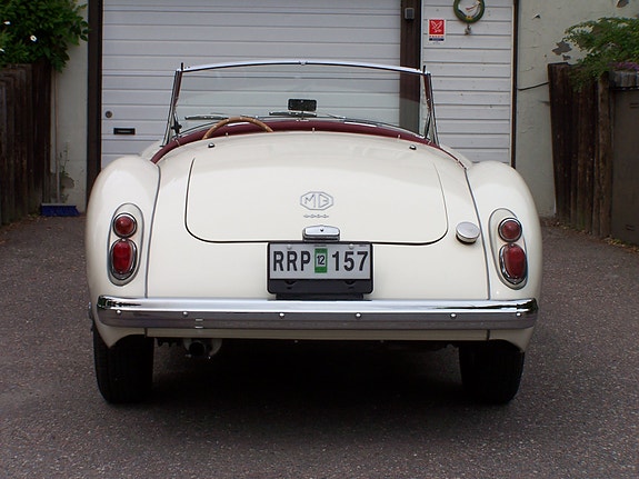 MG A 3 of 5