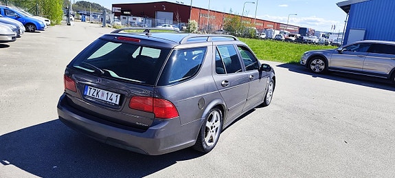 Saab 9-5 4 of 5