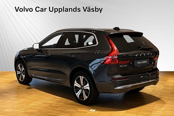 Volvo XC60 4 of 5