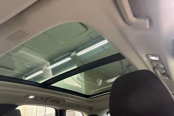 Volvo XC60 22 of 24