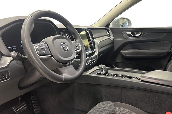 Volvo XC60 8 of 24