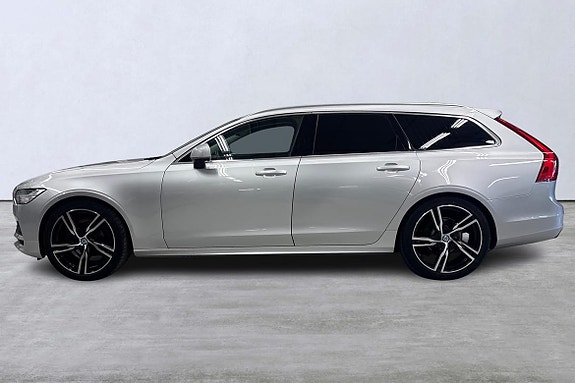 Volvo V90 2 of 18