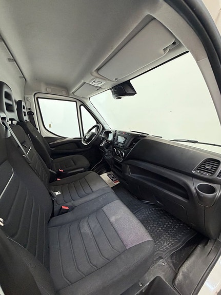 Iveco Daily 11 of 13