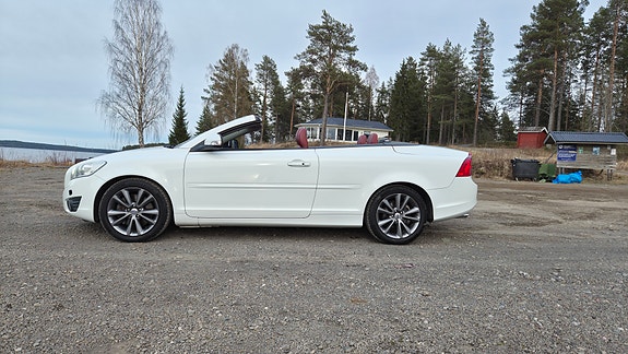 Volvo C70 5 of 5
