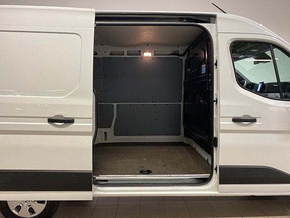 Renault Master 4 of 5