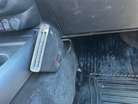 Toyota HiLux 15 of 15