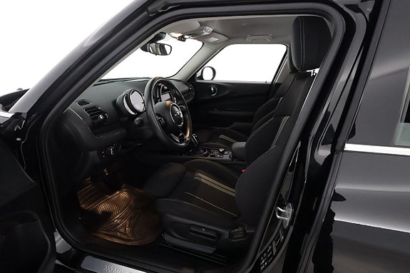 MINI Cooper S 10 of 22