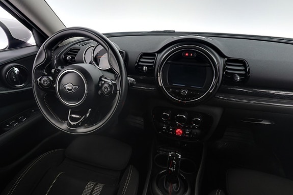 MINI Cooper S 12 of 22