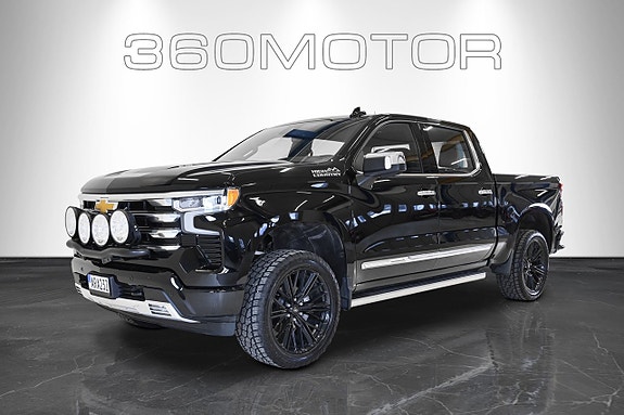 Chevrolet Silverado 1500 3 of 14