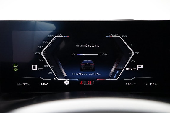 BMW i4 17 of 30