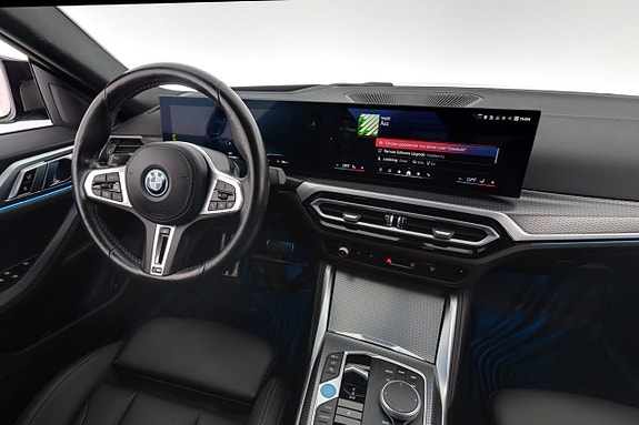 BMW i4 14 of 30