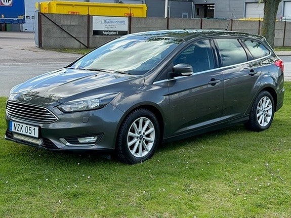 Ford Focus 2 of 7