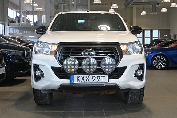 Toyota HiLux 5 of 21