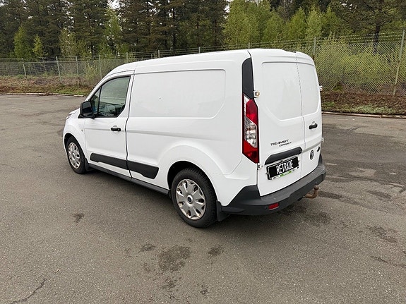 Ford Transit Connect 3 of 5